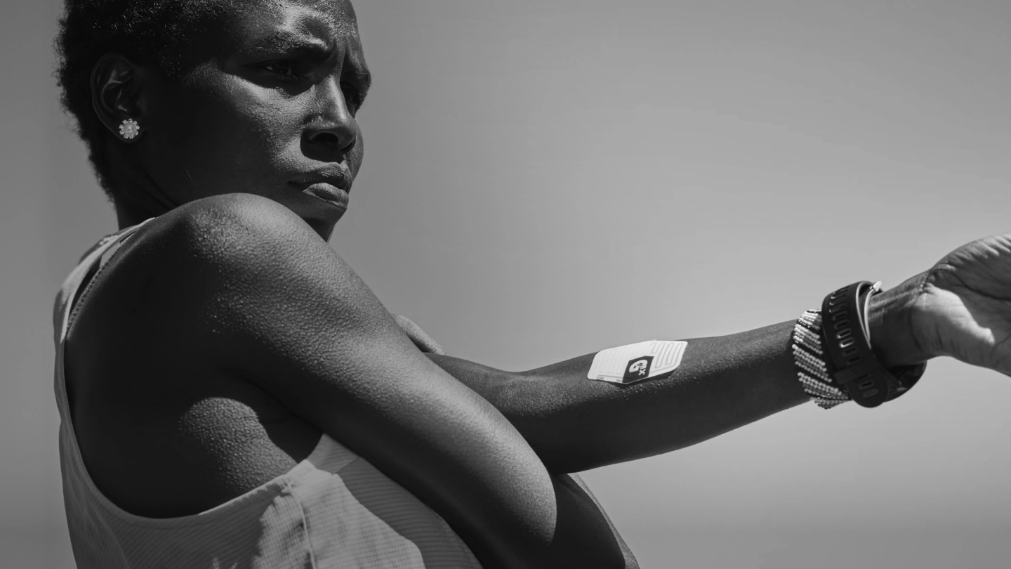 GX Sweat Patch 1 Athlete wearing hydration sensor during workout
